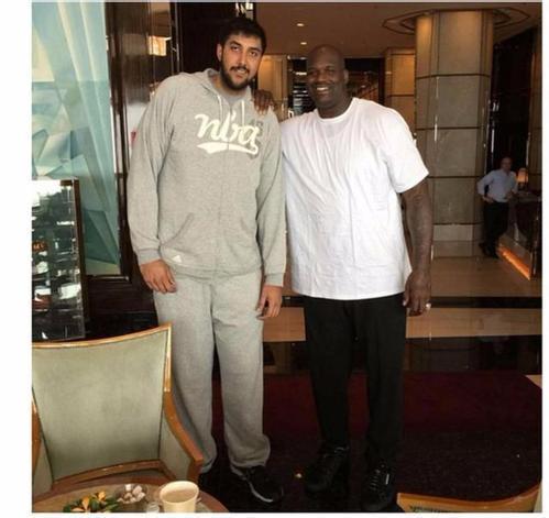 中新网：2025“喀什杯”16队参与角逐，赛事总奖金226万元（中新网：2025年“喀什杯”16支球队参赛，总奖金达226万元）