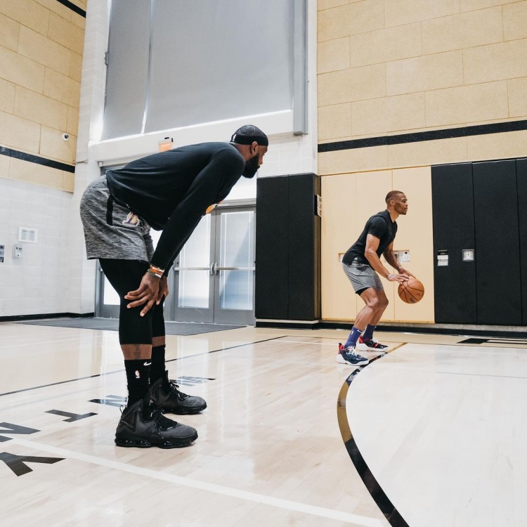 阿达尼：去年没参加欧洲杯的挪威现在领先我们，我们必须反省（阿达尼：去年无缘欧洲杯的挪威如今反超我们，我们必须反思）