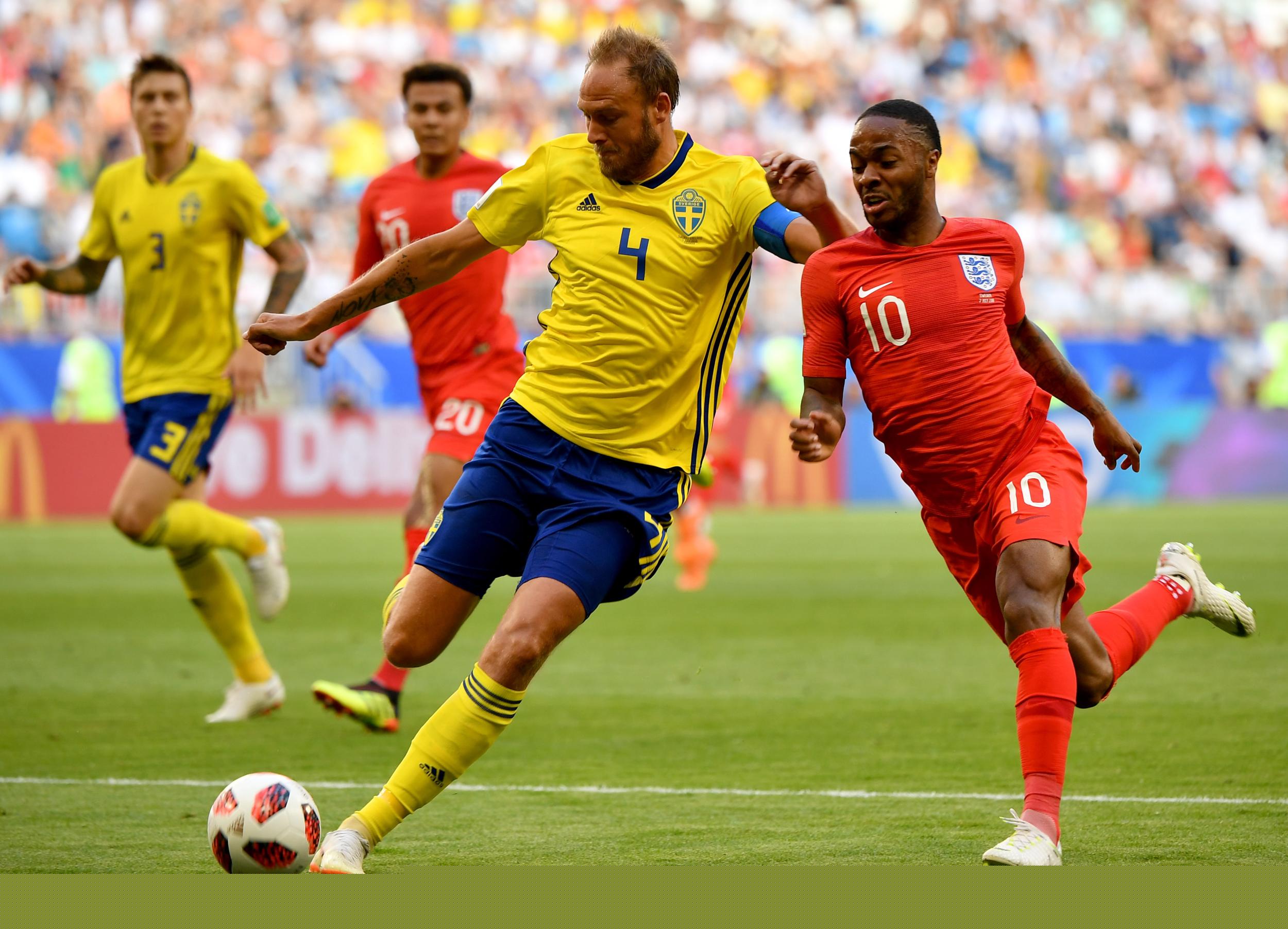 87年主场不败！梅里诺传射建功，阿森纳2-0小蜜蜂十一轮不败领跑（87年主场不败纪录延续！梅里诺一传一射，阿森纳2-0小蜜蜂，十一轮不败稳居榜首）