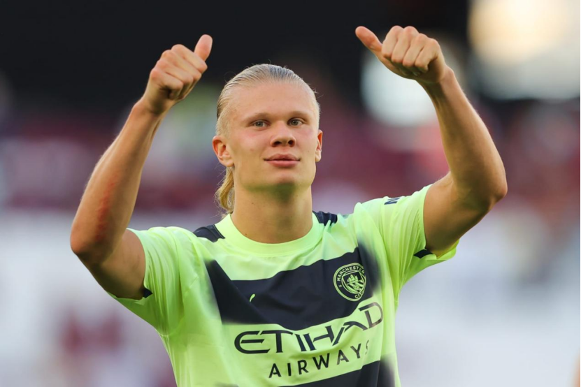 自称海牛翻译的用户：海牛不欠兰克尔-泽工资，还给他预支钱（自称海牛翻译者称：海牛未欠兰克尔-泽薪水，反而曾预支款项）