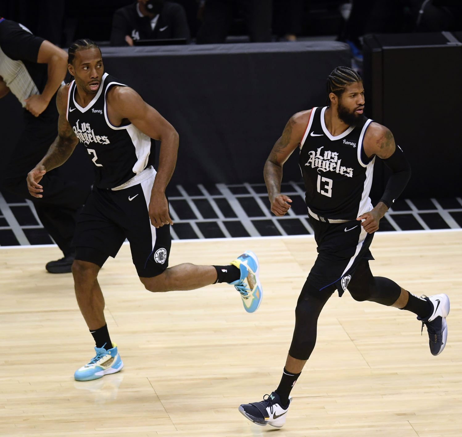 利物浦1-0国米，索博斯洛伊点射绝杀，科纳特破门被吹（索博斯洛伊点球绝杀，科纳特进球无效，利物浦1-0击败国米）