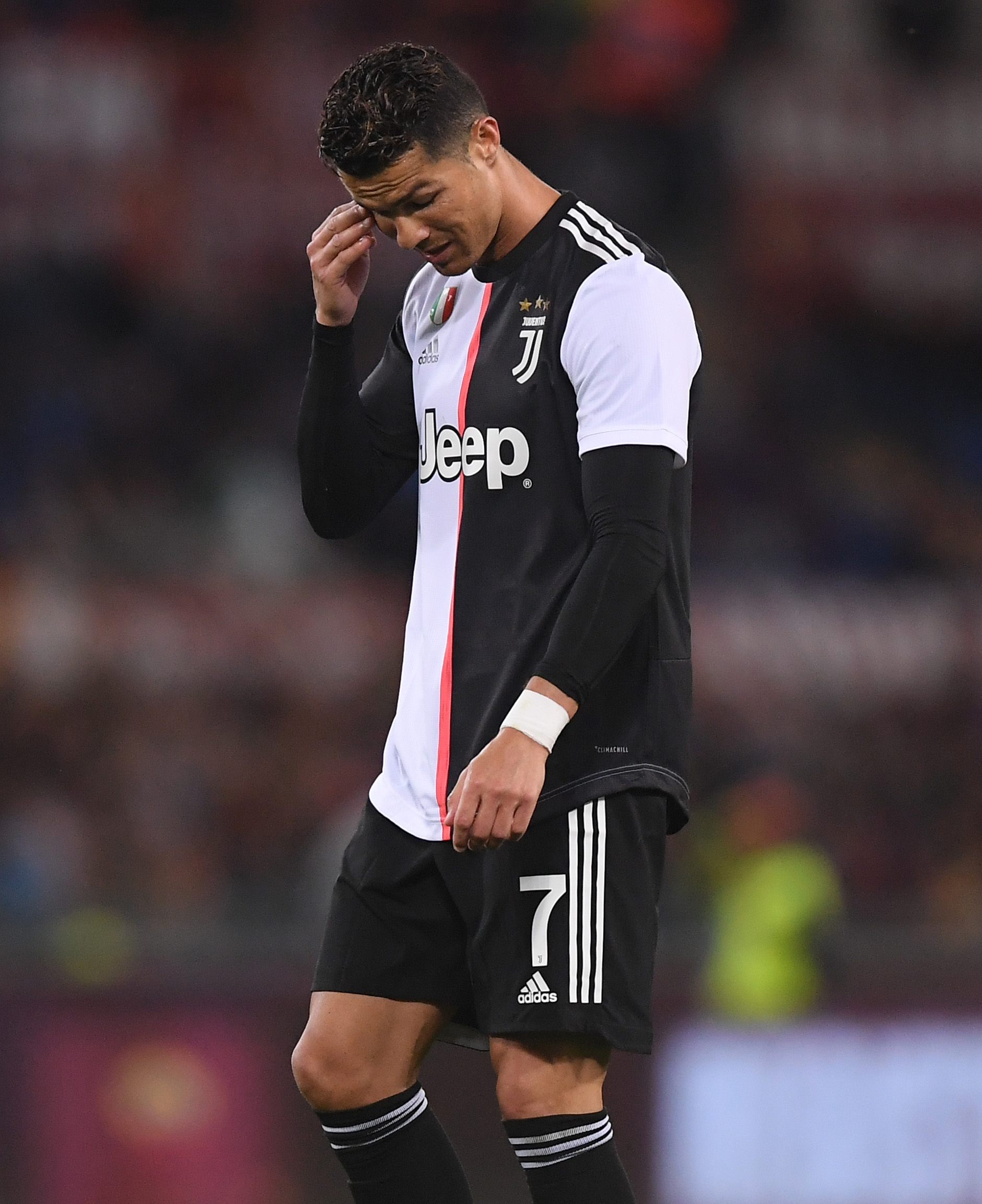 布伦森首节20分创本赛季个人新高，单节20+次数超甜瓜（布伦森首节轰下20分刷新本季新高，单节20+次数反超甜瓜）