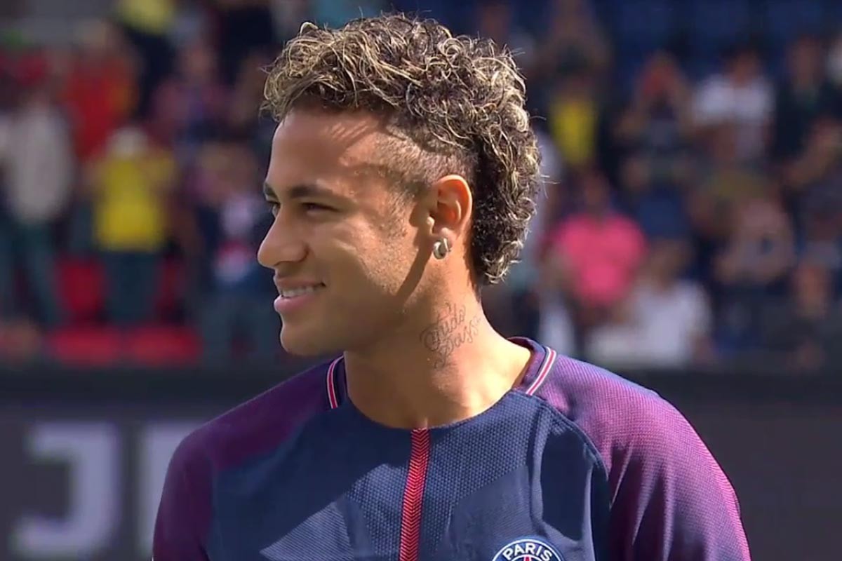 NBA战报：布朗42分，凯尔特人123-117击败尼克斯（布朗轰42分，凯尔特人123-117力克尼克斯）